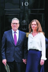 UK PM Keir Starmer resigns