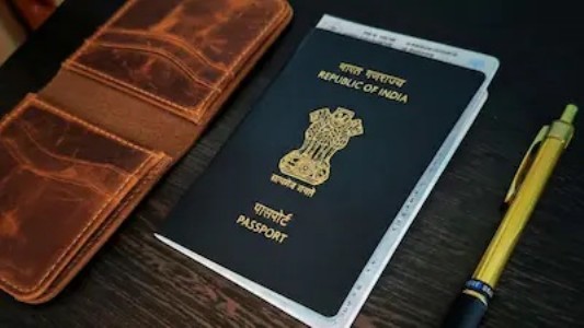 Govt hikes passport fees to Rs 2,500