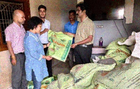 Agri Deptt seizes large haul of material used for making fake DAP fertilisers