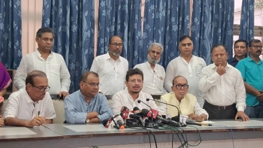 Revolt in TMC, 58 rebel MLAs back Ritabrata Banerjee as legislature party leader of TMC