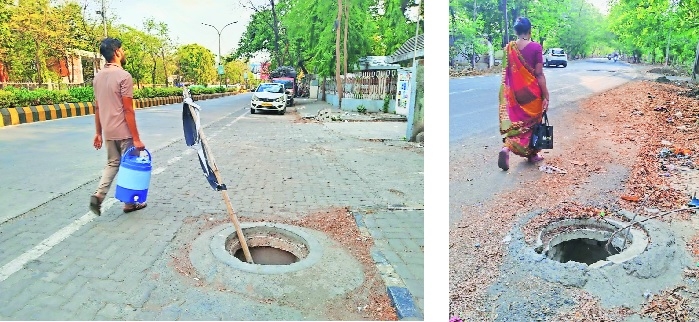 Open manhole near Balbharati Civil Lines