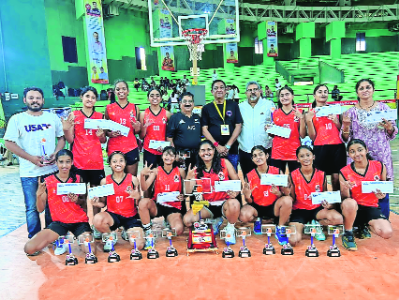 City girl hoopsters win silver; boys end 4th