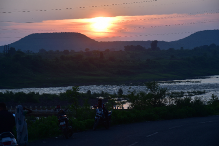 City remains dry despite favourable monsoon conditions