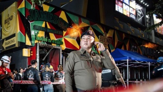 27 killed in fire at Bangkok bar