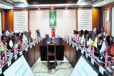 Cabinet approves Rs 10,800 crore proposals, Rs 1,587 cr interest-free guarantee cleared for moong procurement