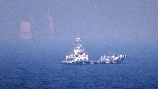 US reimposes blockade on