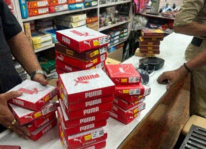 Counterfeit racket busted in city, huge stock of fake apparels, accessories seized