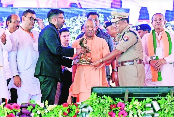 Maintain discipline on anti-social elements: CM Yogi urges kanwariyas