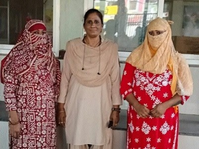 Two women arrested for blackmailing man for money
