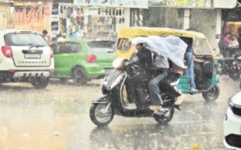 Fresh showers enddry spell in Jabalpur
