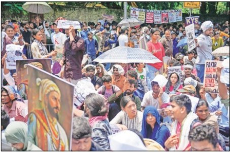 CJP protesters continue sit-in at Jantar Mantar