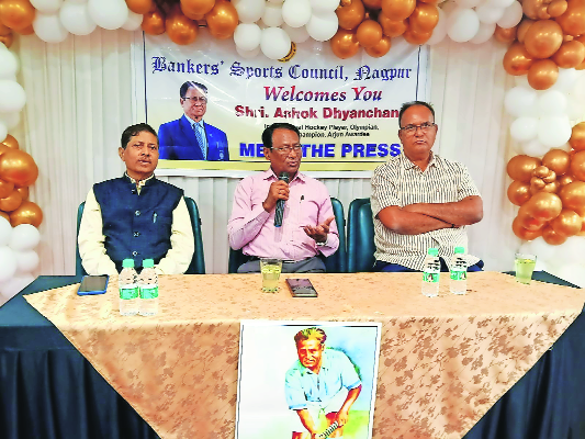 Ashok Kumar opposes Hockey India’s