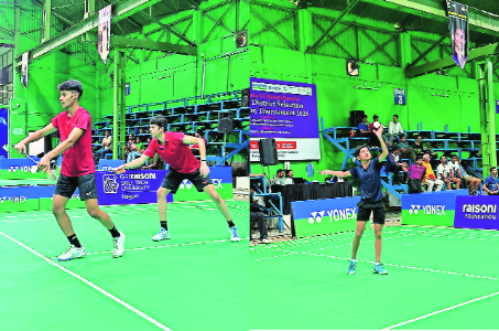 Singh eyes twin crowns