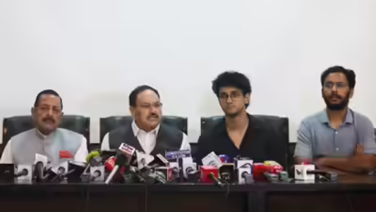 Dharmendra Pradhan quits; cjp withdraws stir