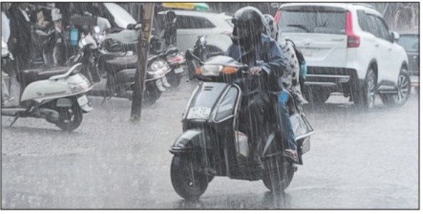 Monsoon becomes active again incity, receives continuous showers