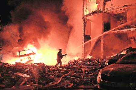 21 killed as Russian missiles, drones hit Ukraine