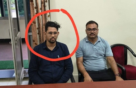Lokayukta team catches Sub-Engineer red-handed taking Rs 40,000 bribe