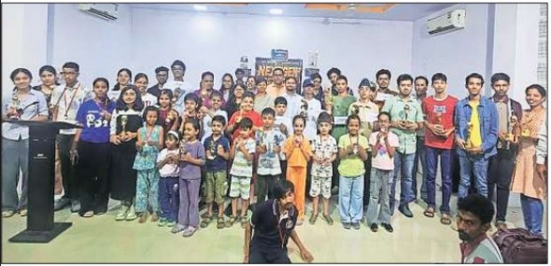 Huge response tovarsity rapid chess meet