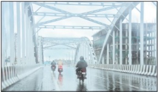 Rains return; bringmuch needed reliefto city, temp drops