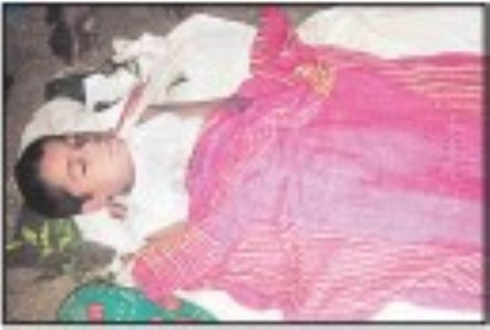 Mud house collapses, claims 7-yr-old’s life