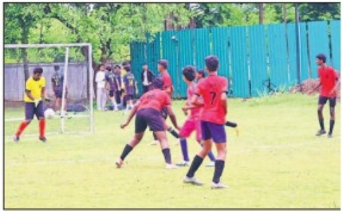 St John’s start with win