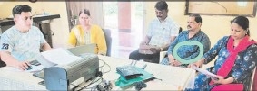 Lokyukta Police catch