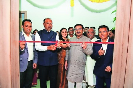 Cath Lab, Robotic Joint Replacement Centre opens at Taywade Hospital