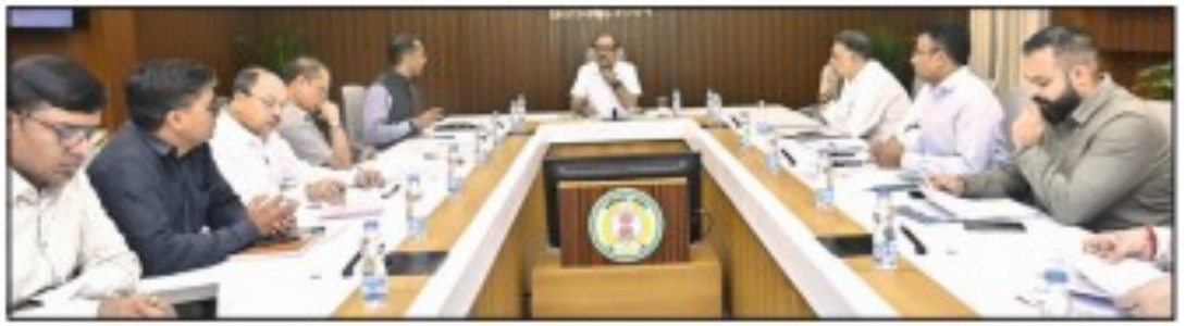 Chief Secy chairs meeting at Mantralaya