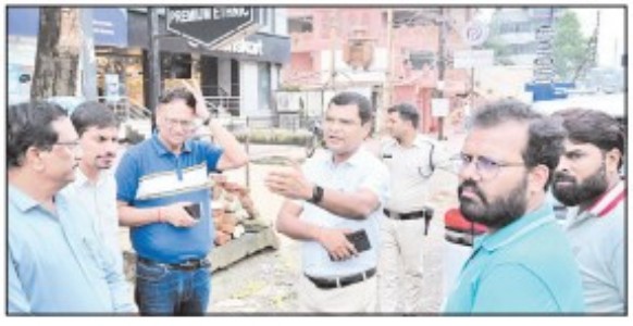 Mpl Commr Ahirwar inspectscity-wide monsoon road repairs