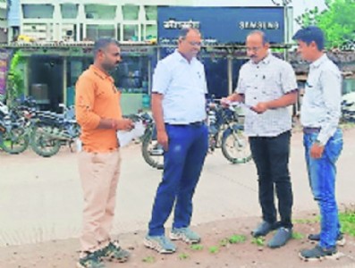 MSEDCL senior officials take to field for recovery