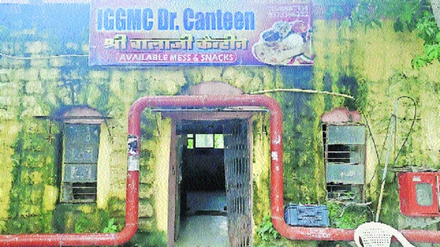 Unlicensed canteen inside Mayo Hospital shut 