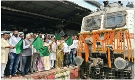 Union Minister Sahu flags