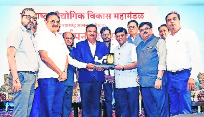 MIDC celebrates 64th Foundation Day with fanfare