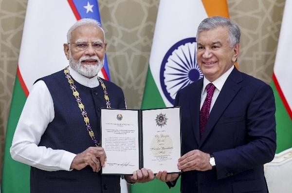 PM Modi conferred