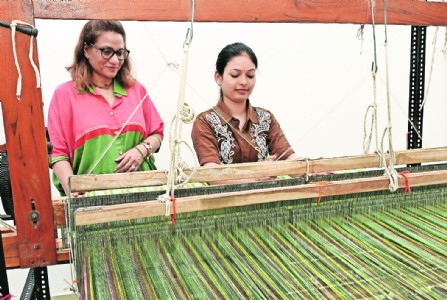 Thread of hope: Fashion designer Nidhi Gandhi restoring glory to Nagpur’s handloom legacy
