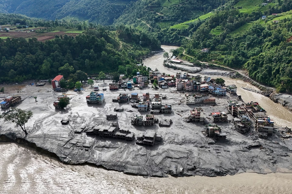 Toll rises to 939 in Nepal floods