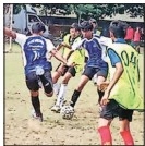 MRUNAL, FARHAN SLAM ’TRICKS