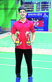 Nayse clinches