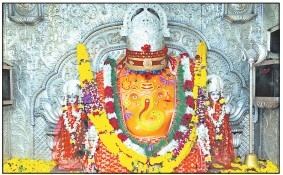 Bappa in Diamonds