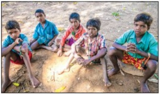 Slingshot endure as traditionaltool in Pahadi Korwa life