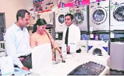 Eletronic dealers showcase latest products, roll out festive schemes to woo consumers
