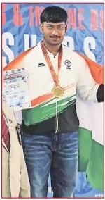 Malewar hits 233