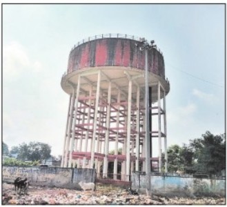 Squalid conditions formaround Futatal overhead tank