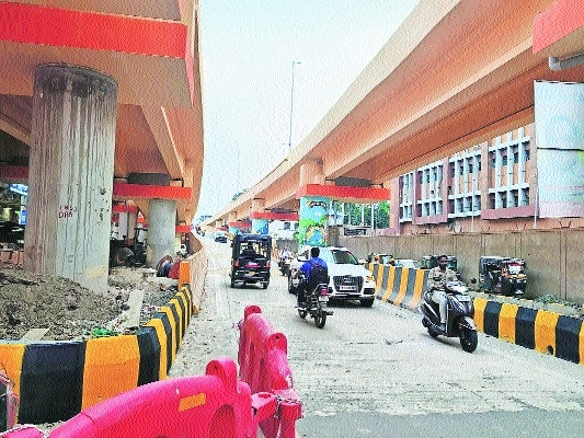 No Entryor One Way signage