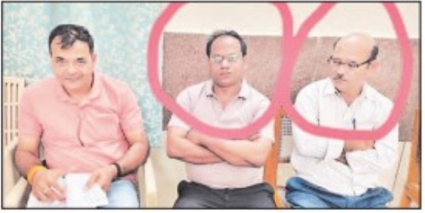 Lokayukta sleuths arrest twoofficers taking Rs 8,000 bribe