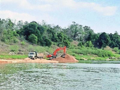 Deficient rains set to impact sand ghats opening in winter