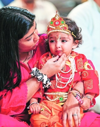 Janmashtami fervour grips nation Devotees throng temples