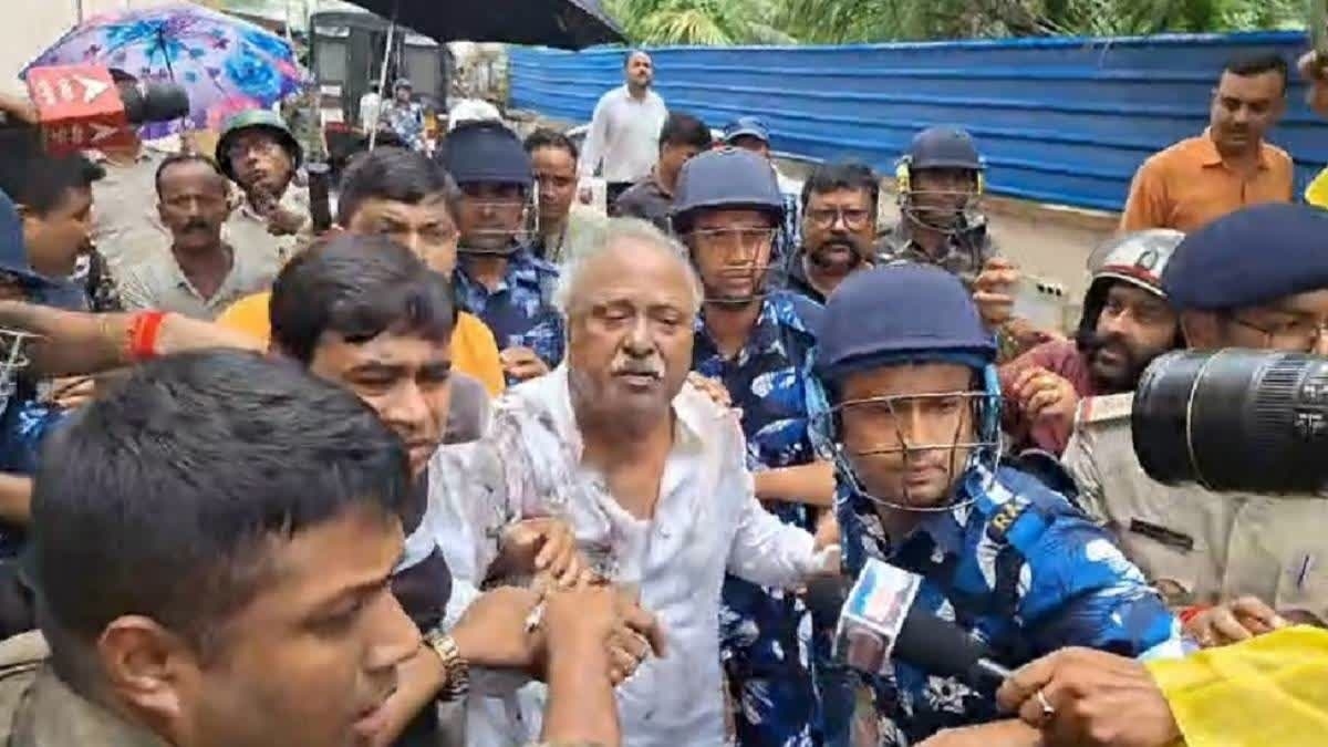 RG Kar case Eggs stones pelted at arrested ex-chief of Panihati Municipality