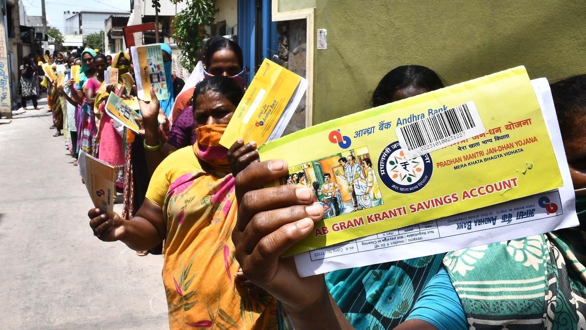 Every 4th Jan Dhan ac inoperative 572 crore have zero balance RTI