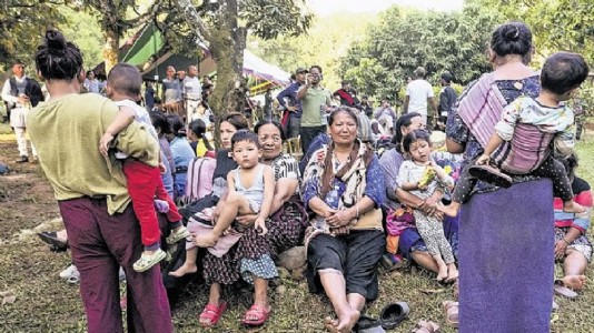 Mothers struggle to nurture life in Nepal